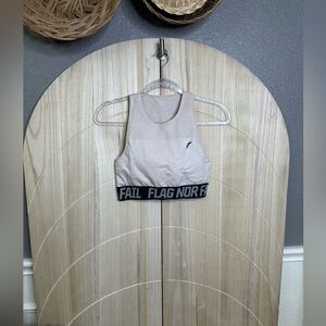 Flag‎ Nor Fail crop top pink size small